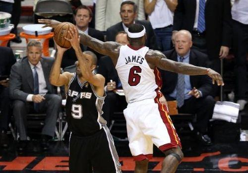 14至15赛季NBA骑士VS马刺，一场传奇对决的深度剖析