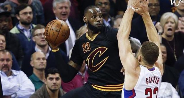 快船vs爵士视频直播吧,一场球赛如何点燃整个夜晚? 快船vs爵士视频直播吧,一场球赛如何点燃整个夜晚?